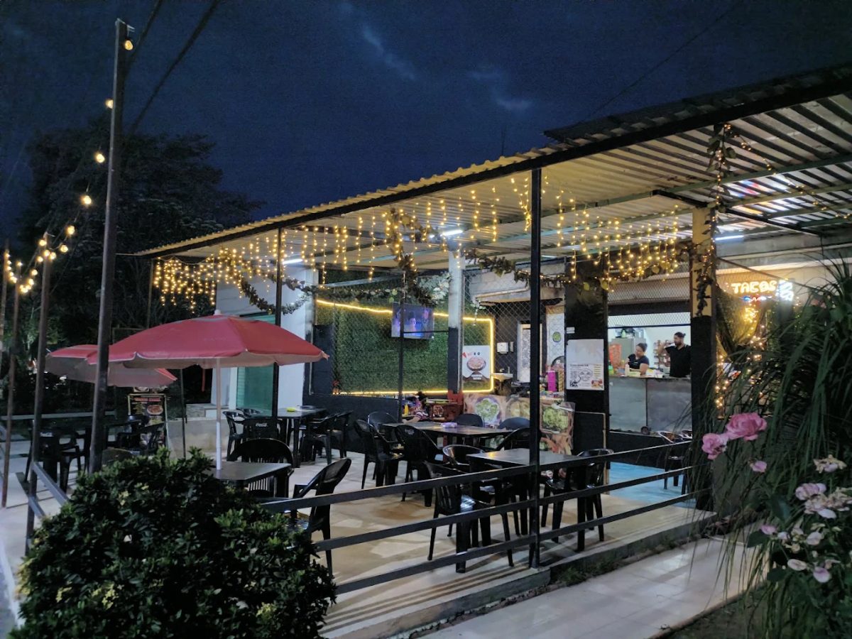 Fachada de Tacos Maki